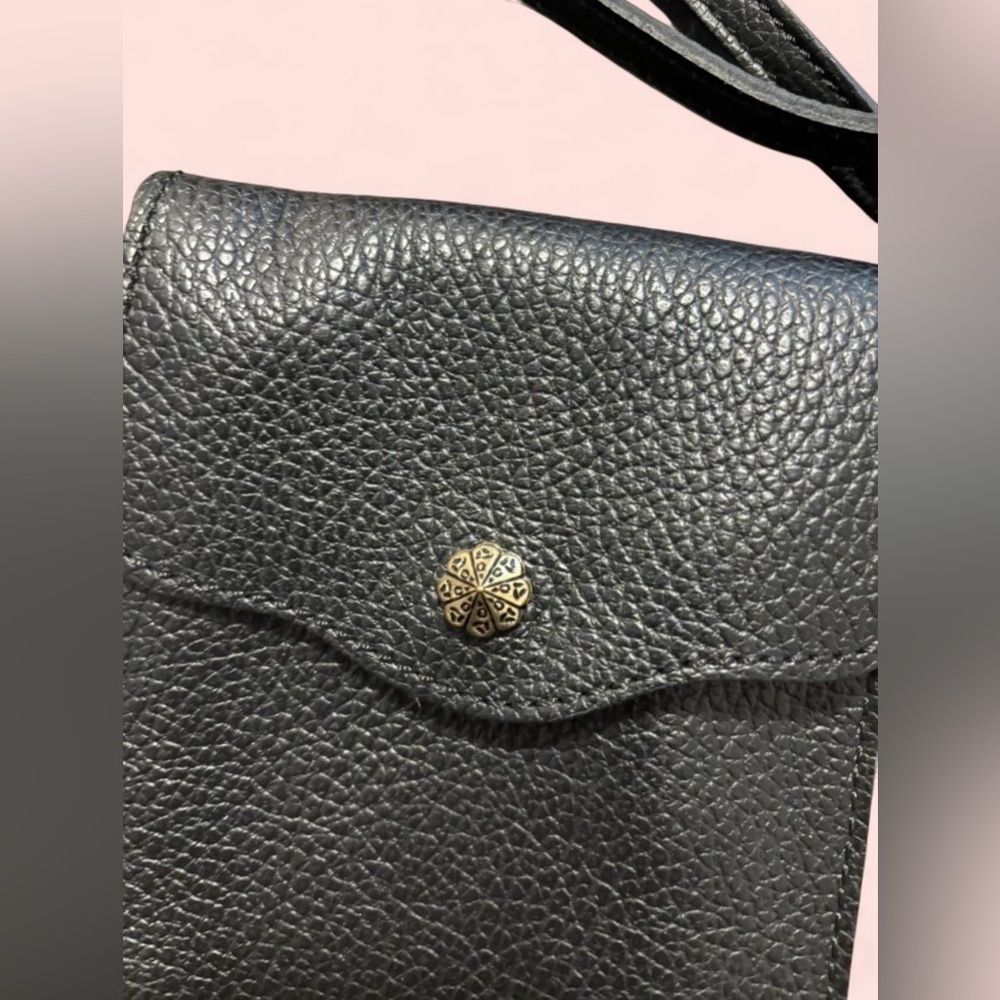 Black Genuine Leather Crossbody Bag from Italy - Picture 2 of 5